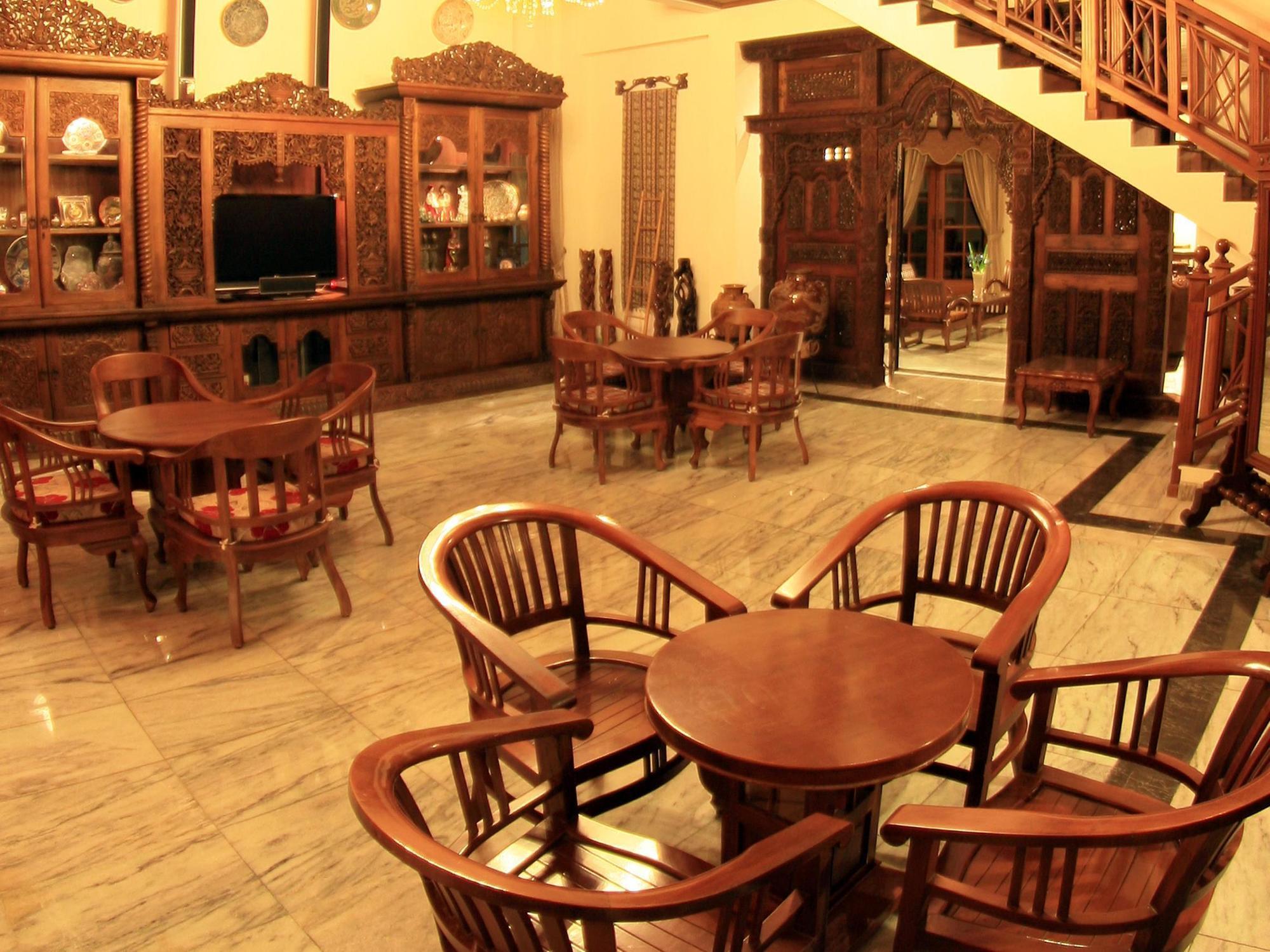D Ajenk Boutique Guesthouse Kejayan Exteriér fotografie